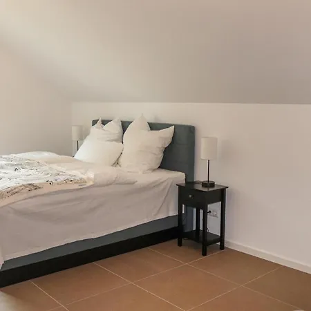 4 Bedroom Amazing In Дом отдыха Klausdorf (Vorpommern-Rugen)