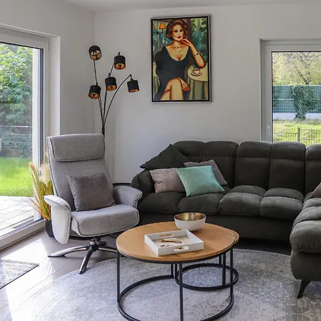 Дом отдыха 4 Bedroom Amazing In *