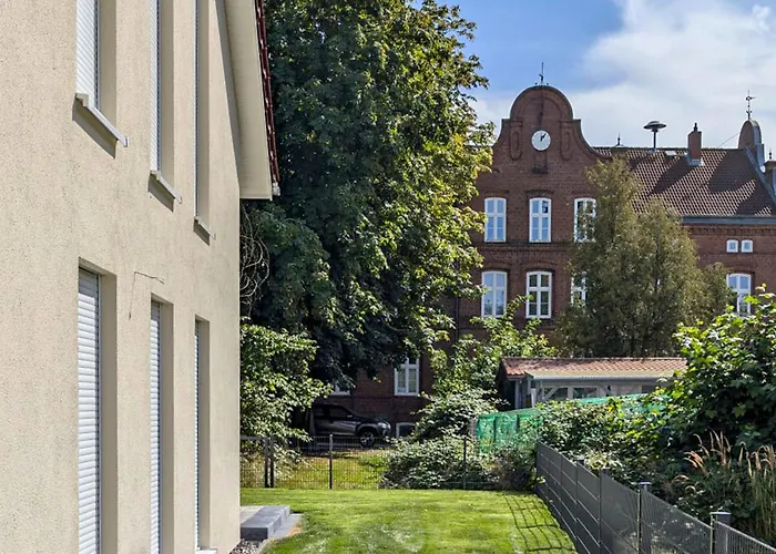 4 Bedroom Amazing In Nyaraló