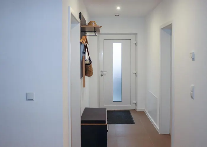 4 Bedroom Amazing In * Klausdorf (Vorpommern-Rugen)